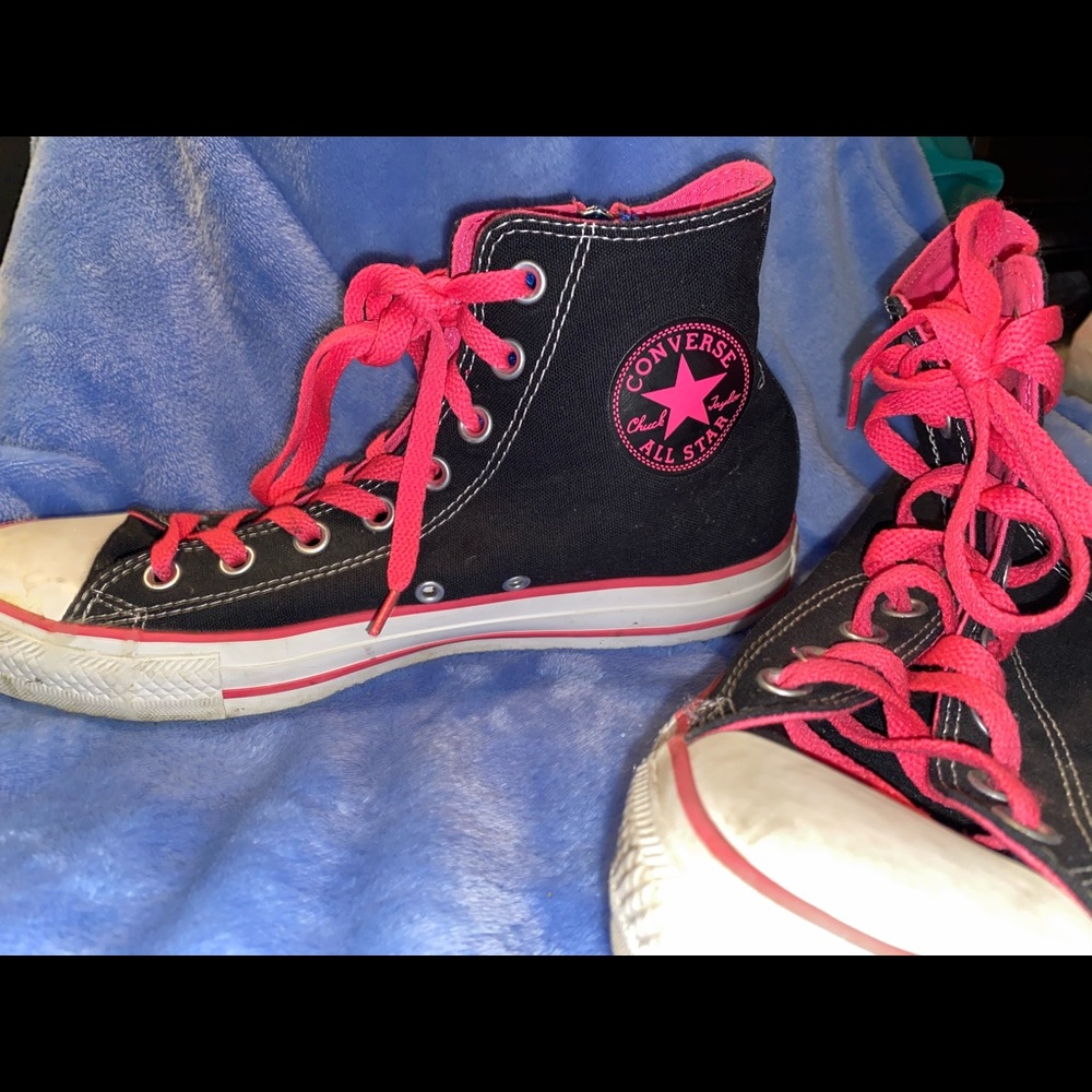 Black Hightop Converse with Zipper